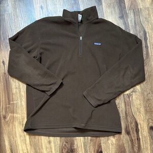 Patagonia Men's Brown Quarter-Zip Sweater